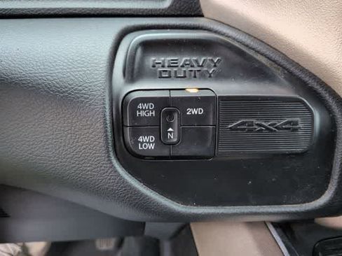 Used 2019 RAM 2500 Laramie w/ Night Edition AWD/4WD image 40