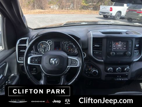 Used 2022 RAM 1500 Big Horn AWD/4WD image 21
