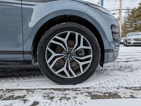 Used 2022 Land Rover Range Rover Evoque R-Dynamic S image 56