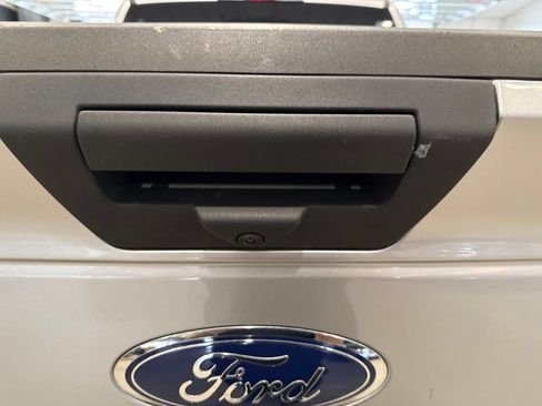Used 2020 Ford F150 XLT w/ Equipment Group 302A Luxury AWD/4WD image 9
