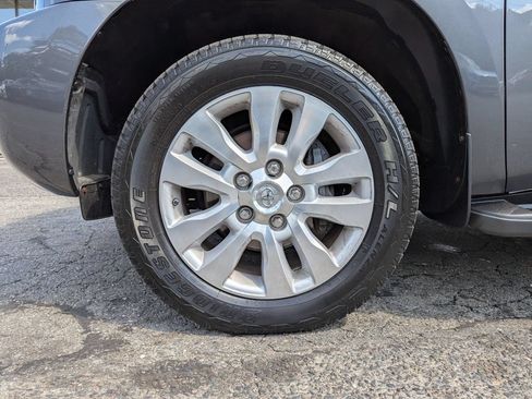 Used 2017 Toyota Sequoia Platinum AWD/4WD image 59