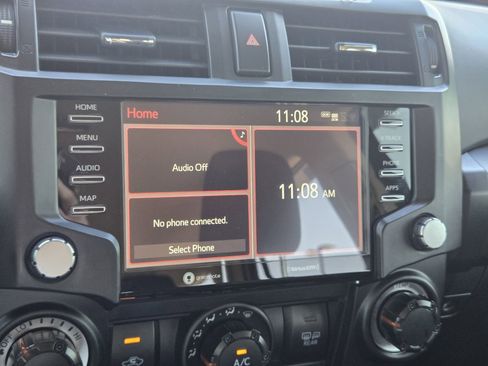 Used 2024 Toyota 4Runner SR5 image 18