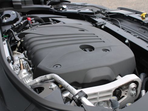 New 2026 Volvo XC60 B5 Plus w/ Protection Package Premier image 53