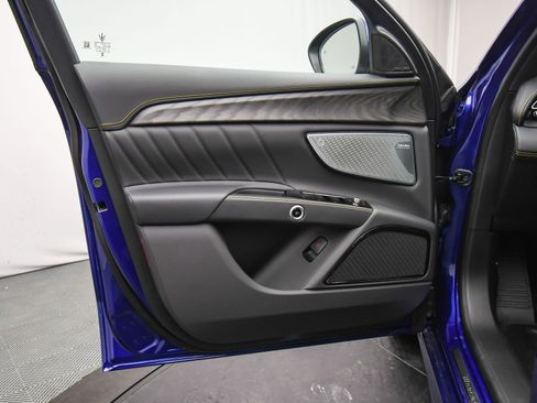 New 2025 Maserati Grecale GT image 40