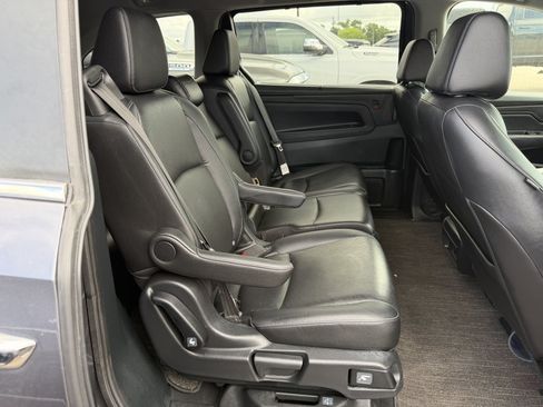 Used 2023 Honda Odyssey EX-L image 25