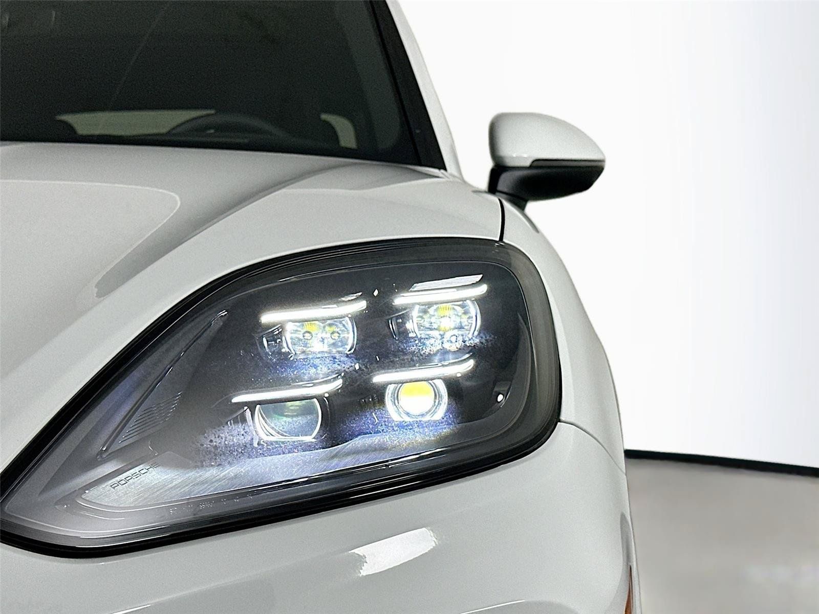 Certified 2026 Porsche Cayenne Coupe AWD/4WD image 15
