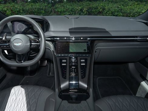 Used 2024 Aston Martin DB12 Coupe RWD image 11