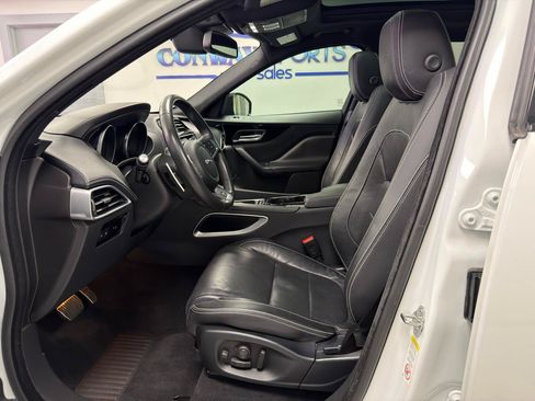 Used 2017 Jaguar F-PACE S AWD/4WD image 9