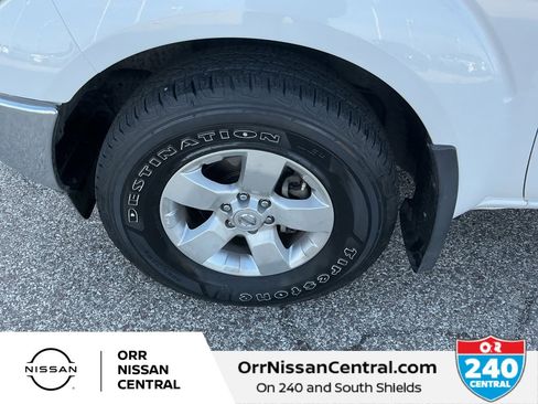 Used 2011 Nissan Frontier SV w/ SV Premium Utility Pkg image 9