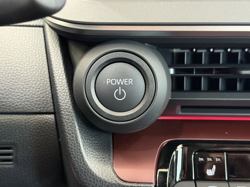 New 2026 Toyota Prius Plug-In Hybrid image 30