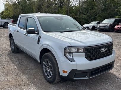 New 2025 Ford Maverick XLT w/ Equipment Group 301A