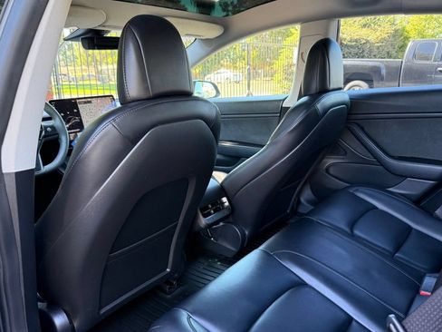 Used 2021 Tesla Model 3 Long Range AWD/4WD image 23