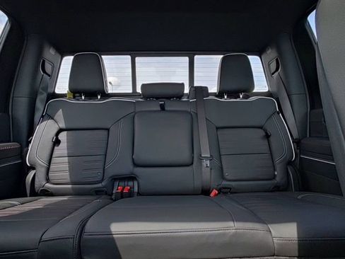 New 2026 GMC Sierra 2500 AT4X AWD/4WD image 28