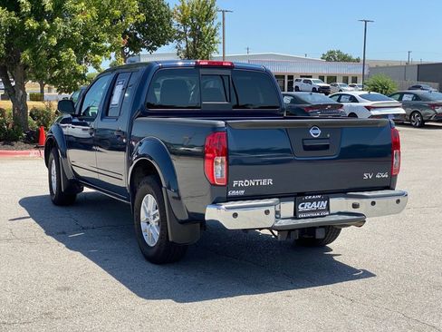 Used 2021 Nissan Frontier SV AWD/4WD image 5