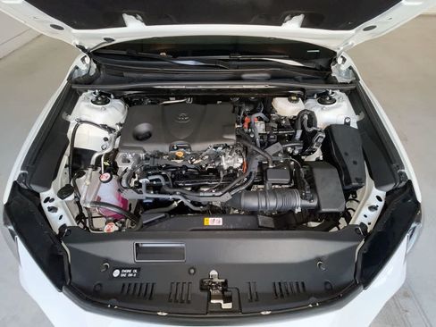 Used 2025 Toyota Camry LE w/ Convenience Package FWD image 26