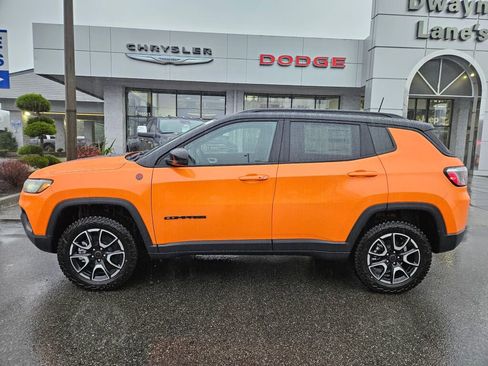 New 2026 Jeep Compass Trailhawk image 2