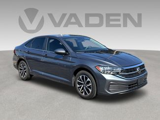 Used 2022 Volkswagen Jetta S image 1