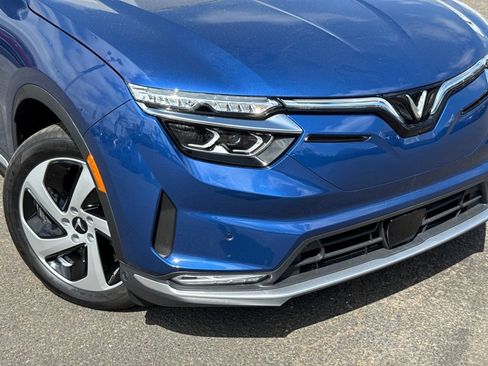 New 2025 VinFast VF 8 Eco AWD/4WD image 6