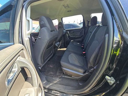 Used 2017 Chevrolet Traverse LT FWD image 6