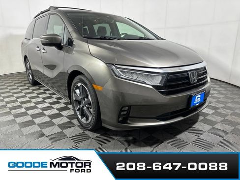 Used 2022 Honda Odyssey Elite image 2