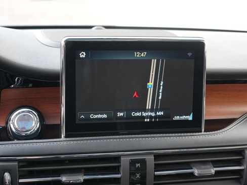 Used 2021 Lincoln Corsair Reserve w/ Sport Package image 25