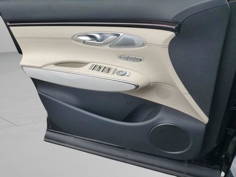 New 2026 Genesis GV70 2.5T Advanced w/ G1 Accessory Package image 28