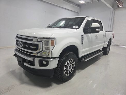 Used 2022 Ford F250 Lariat w/ Lariat Value Package AWD/4WD image 3