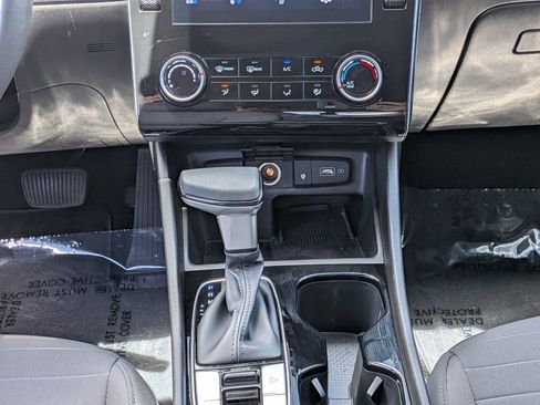 Used 2022 Hyundai Santa Cruz SEL w/ Activity Package FWD image 19