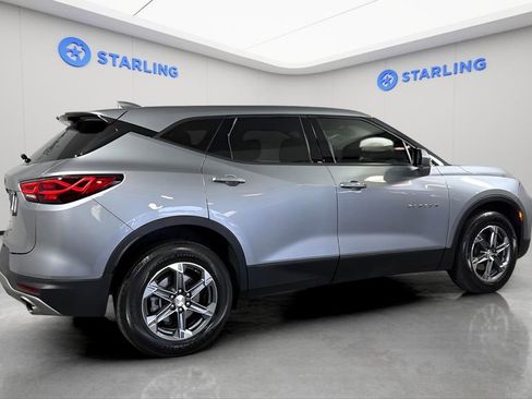 Used 2023 Chevrolet Blazer LT FWD image 11