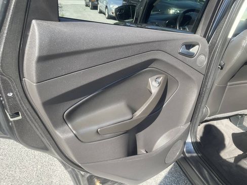 Used 2015 Ford Escape Titanium AWD/4WD image 24