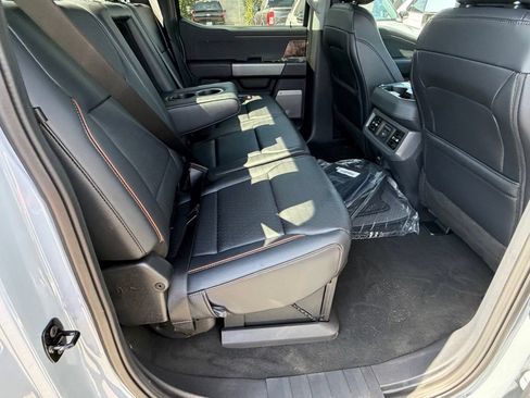 New 2026 Ford F250 Lariat w/ FX4 Off-Road Package AWD/4WD image 17