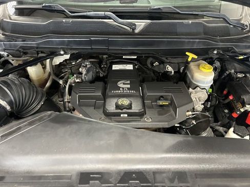 Used 2022 RAM 3500 Laramie w/ Night Edition AWD/4WD image 34