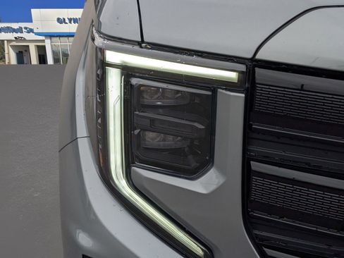 New 2026 GMC Sierra 1500 Elevation w/ Elevation Premium Package AWD/4WD image 4