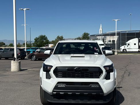 New 2026 Toyota Tacoma TRD Sport AWD/4WD image 2