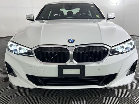 Used 2023 BMW 330i xDrive Sedan w/ Convenience Package AWD/4WD image 14