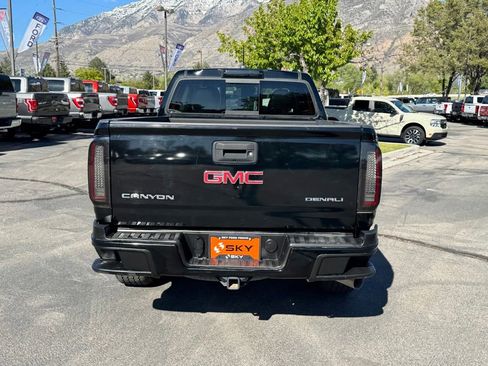 Used 2017 GMC Canyon Denali AWD/4WD image 8