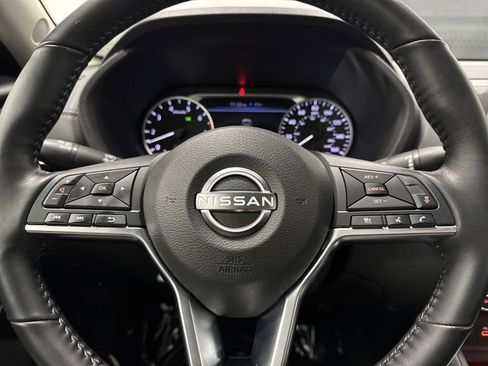 Used 2025 Nissan Sentra SV w/ All-Weather Package image 15