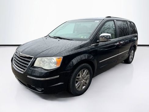 Used 2008 Chrysler Town & Country Limited w/ Flexible Seating Group image 3