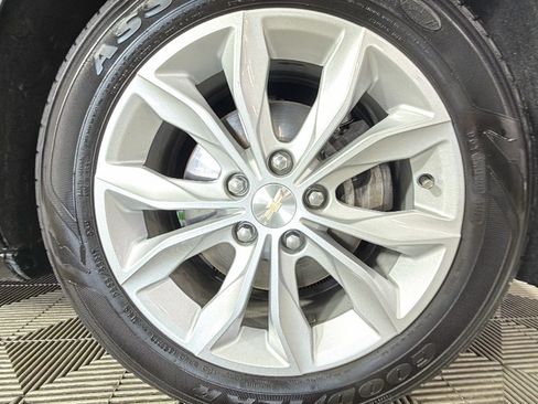 Used 2023 Chevrolet Malibu LT FWD image 34