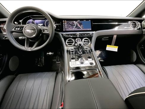 Used 2024 Bentley Continental GT V8 image 21