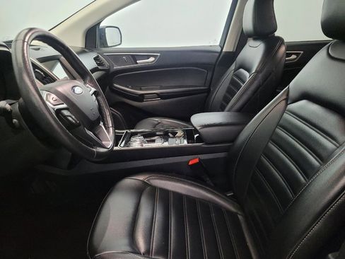 Used 2020 Ford Edge SEL w/ Cold Weather Package image 17