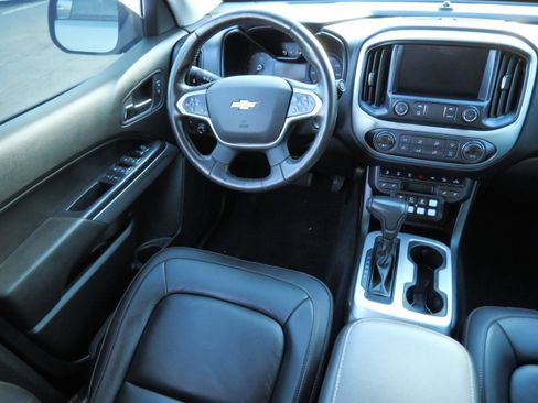 Used 2021 Chevrolet Colorado ZR2 w/ ZR2 Dusk Special Edition image 9