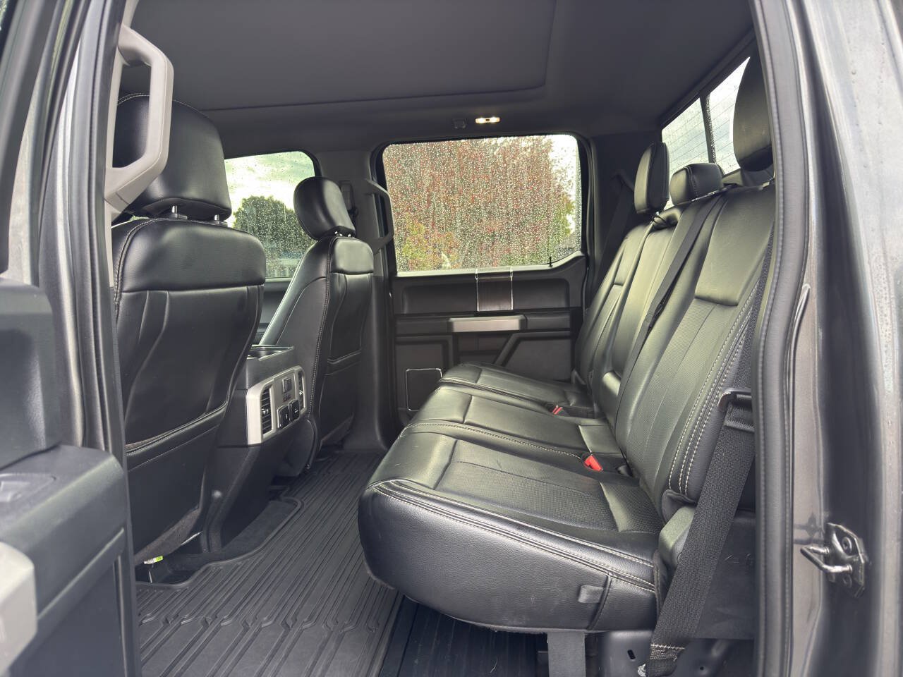 Used 2020 Ford F350 Lariat w/ Lariat Ultimate Package AWD/4WD image 5