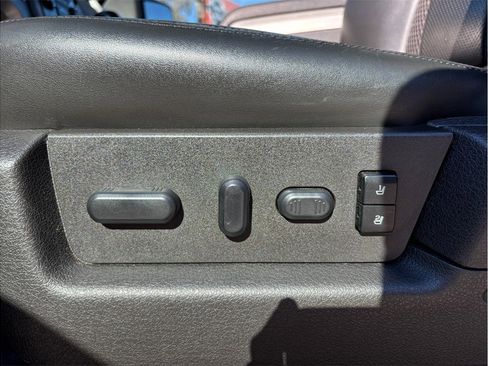 Used 2013 Ford F150 Raptor w/ Luxury Equipment Group image 20