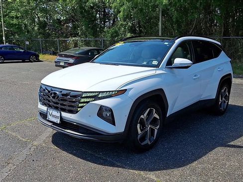 Certified 2024 Hyundai Tucson Limited AWD/4WD image 4