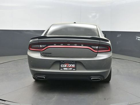 Used 2018 Dodge Charger SXT w/ Blacktop Package image 27