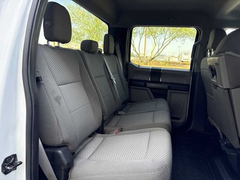 Used 2018 Ford F250 XLT w/ FX4 Off-Road Package AWD/4WD image 12