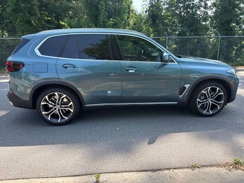 Certified 2026 BMW X5 xDrive50e w/ Climate Comfort Package AWD/4WD image 4