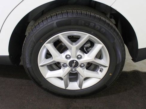 Used 2024 Kia Soul LX w/ Option Group 015 image 20