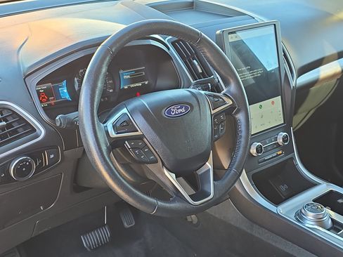 Certified 2024 Ford Edge SEL image 14